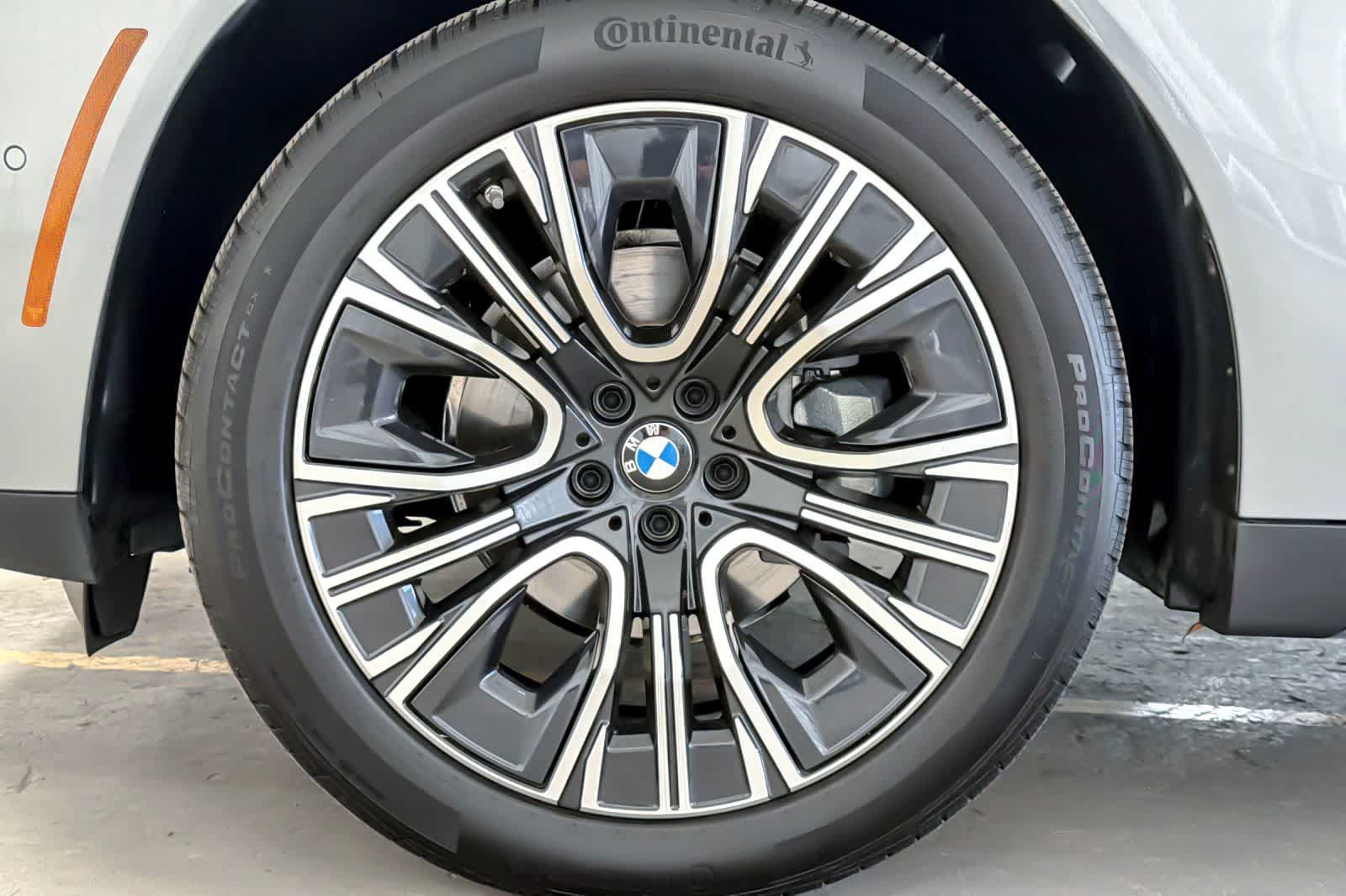 Used 2025 BMW X3 xDrive30i w/ Convenience Package AWD/4WD image 26