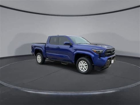 Certified 2025 Toyota Tacoma SR5 image 2