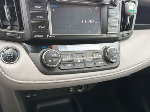 Used 2018 Toyota RAV4 XLE image 13