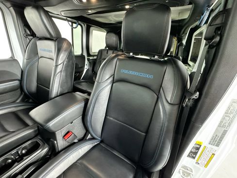 Used 2024 Jeep Wrangler Unlimited Rubicon 4xe AWD/4WD image 25