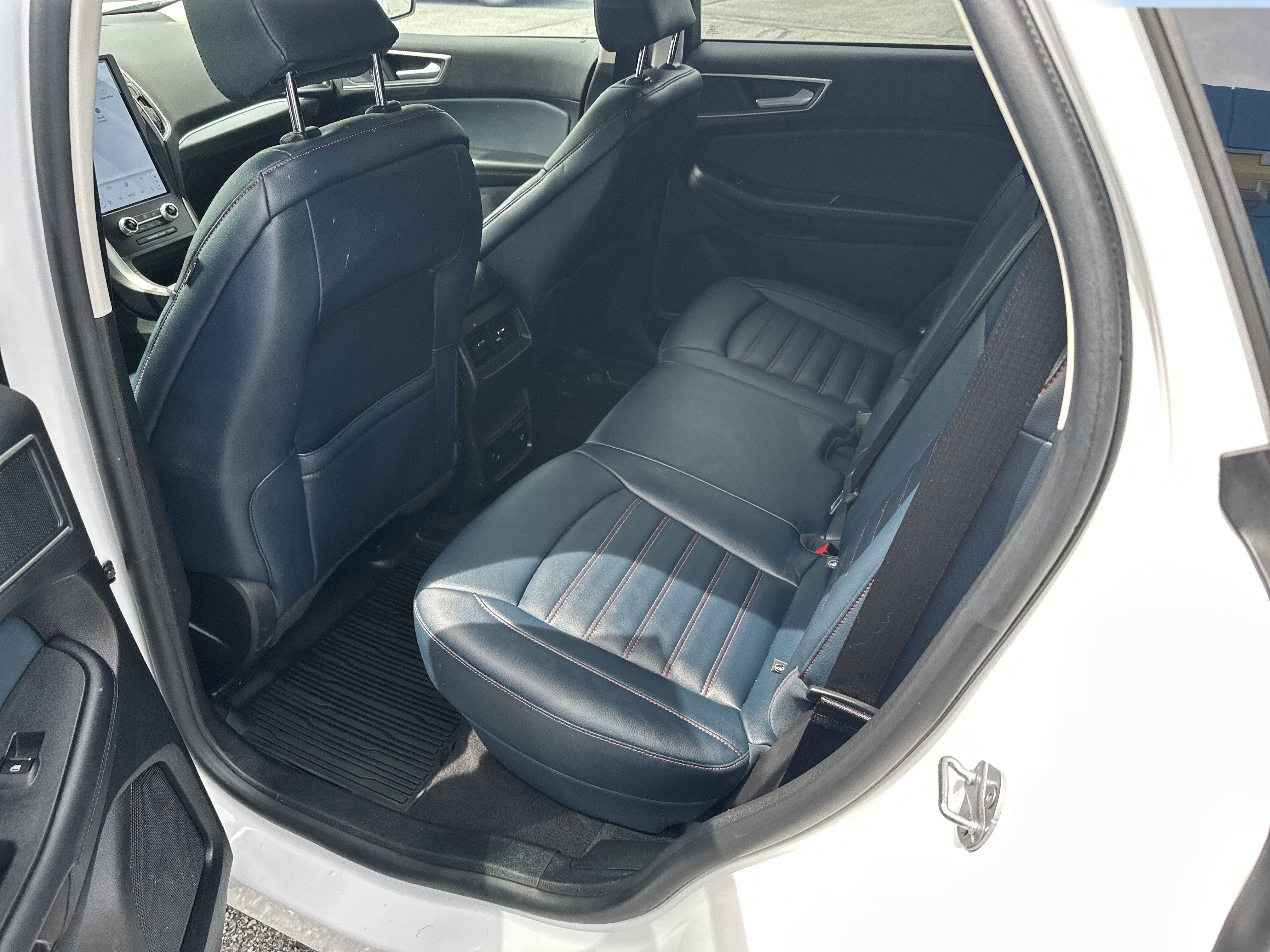 Used 2024 Ford Edge SEL w/ Sport Appearance Package AWD/4WD image 7
