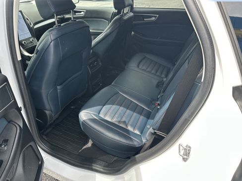 Used 2024 Ford Edge SEL w/ Sport Appearance Package AWD/4WD image 7