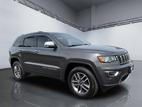 Used 2019 Jeep Grand Cherokee Limited AWD/4WD image 8