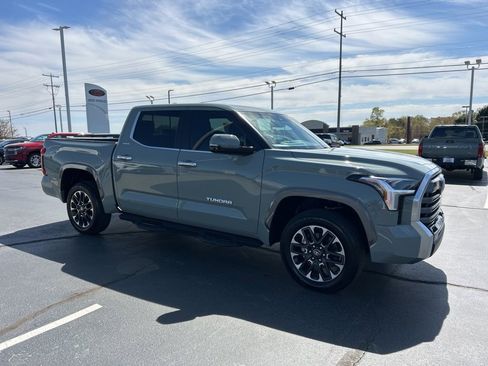 Used 2025 Toyota Tundra Limited image 22