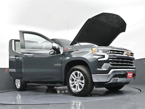 Used 2025 Chevrolet Silverado 1500 LTZ w/ LTZ Premium Texas Edition image 46