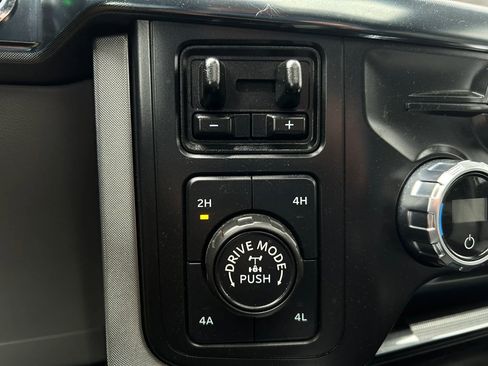 Used 2021 Ford F150 Limited AWD/4WD image 29