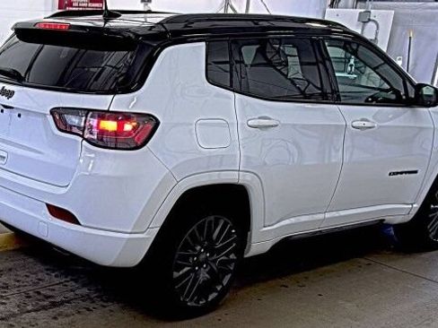 Used 2023 Jeep Compass High Altitude AWD/4WD image 4
