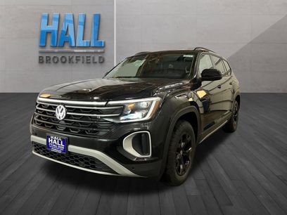 New 2026 Volkswagen Atlas Peak Edition