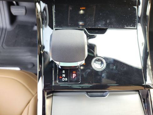 New 2026 Land Rover Range Rover Sport SE image 16