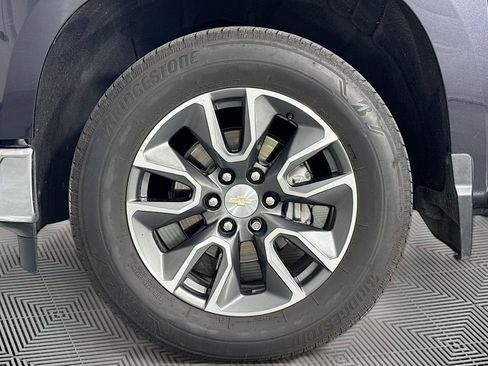 Used 2023 Chevrolet Silverado 1500 LT image 33