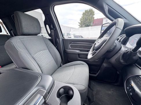 Used 2025 RAM 2500 Big Horn image 21