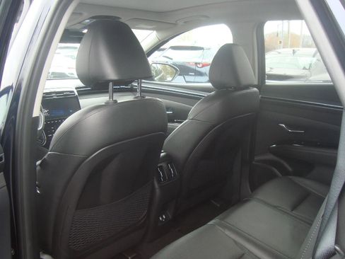 Used 2024 Hyundai Tucson Limited image 25