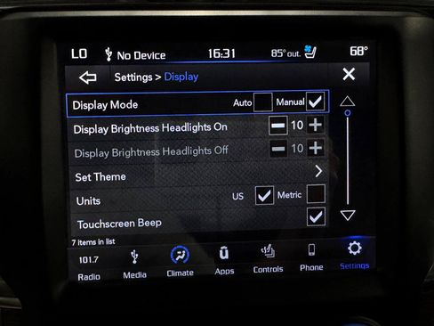 Used 2018 RAM 2500 Laramie w/ Convenience Group AWD/4WD image 24
