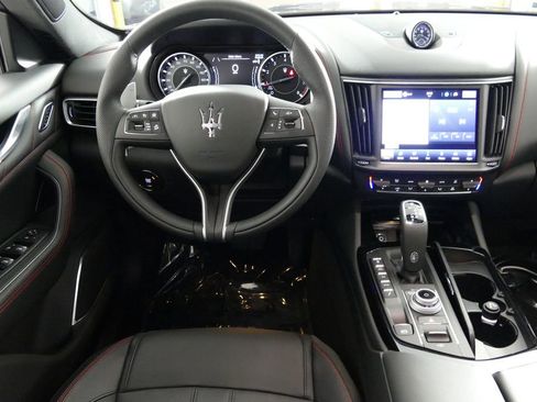 Used 2024 Maserati Levante GT Ultima AWD/4WD image 13