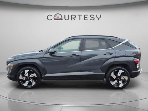 Certified 2024 Hyundai Kona Limited AWD/4WD image 2