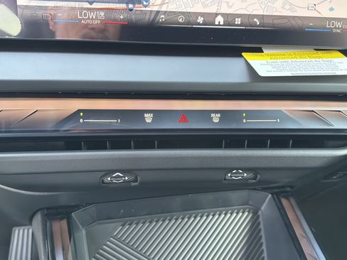 New 2026 BMW X3 xDrive30 w/ Premium Package image 6