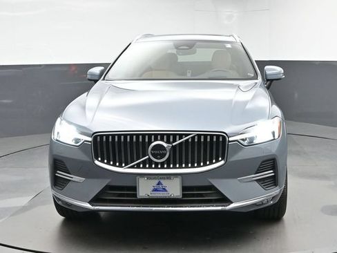 Used 2023 Volvo XC60 B5 Ultimate AWD/4WD image 3