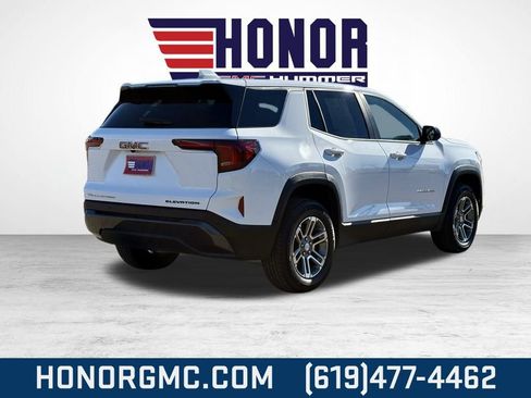 Used 2025 GMC Terrain Elevation image 3