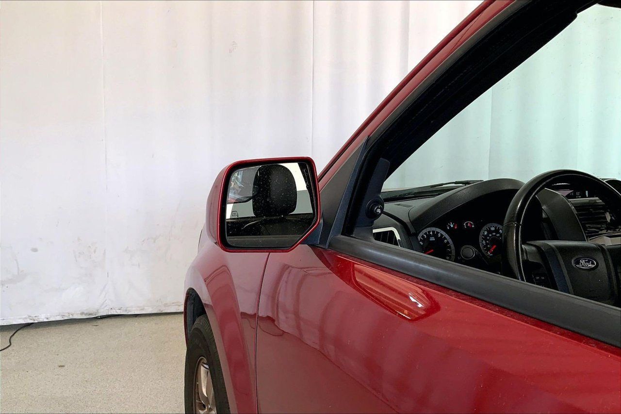 Used 2012 Ford Escape Limited FWD image 10
