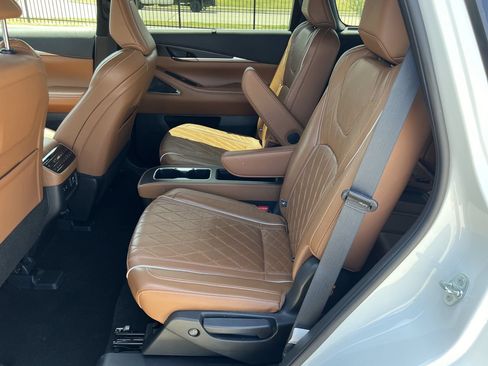 Used 2024 INFINITI QX60 Autograph w/ Cargo Package AWD/4WD image 11