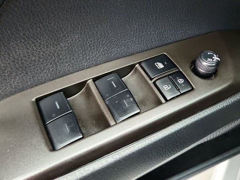 Used 2023 Toyota Camry SE FWD image 20