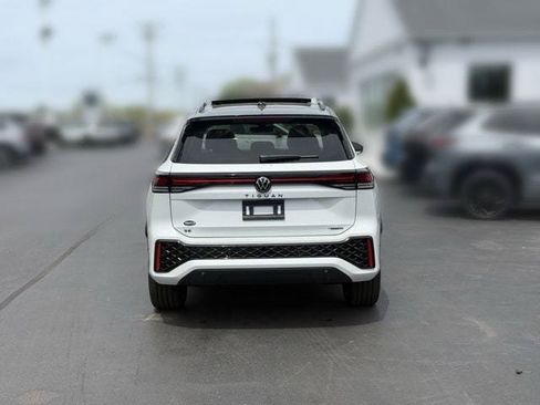 New 2026 Volkswagen Tiguan SE R-Line AWD/4WD image 7