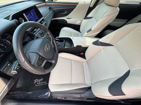Used 2024 Lexus ES 350 Premium image 32