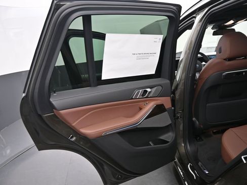 New 2026 BMW X5 xDrive50e AWD/4WD image 34