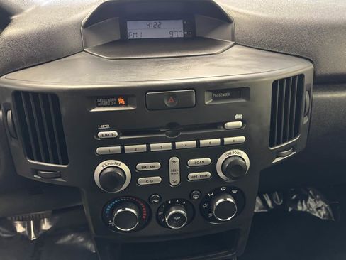 Used 2007 Mitsubishi Endeavor LS image 16