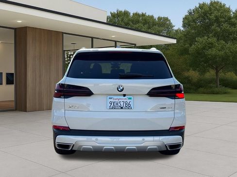 Used 2026 BMW X5 sDrive40i w/ Premium Package RWD image 10