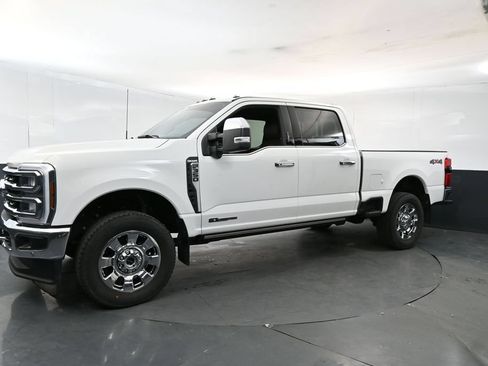 Used 2024 Ford F350 King Ranch w/ Chrome Package AWD/4WD image 2