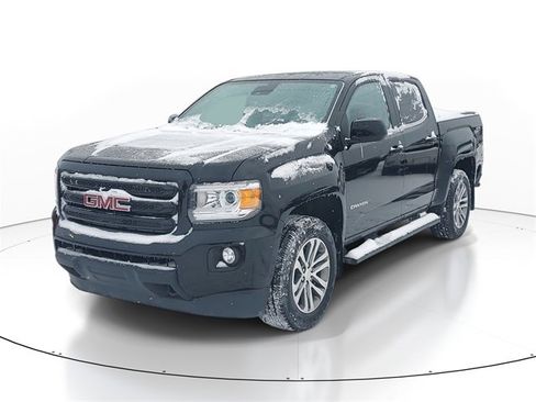 Used 2016 GMC Canyon SLE w/ Nightfall Edition image 2