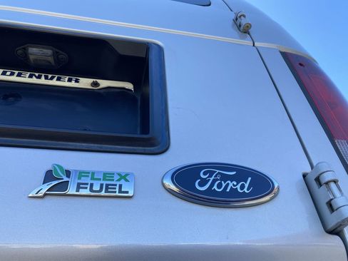 Used 2009 Ford E-350 and Econoline 350 XLT image 12