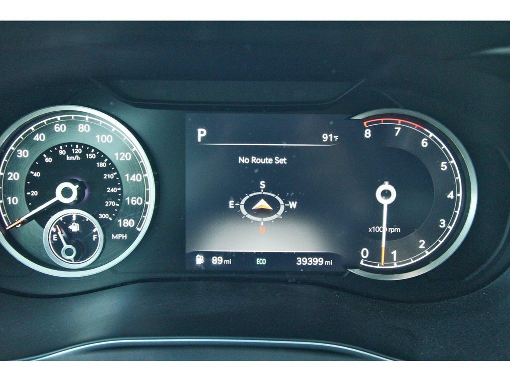 Used 2023 Genesis G70 3.3T w/ Sport Prestige Package RWD image 16