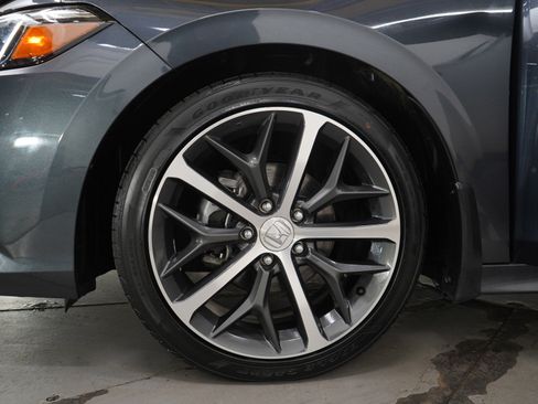 Used 2024 Honda Civic Touring image 30