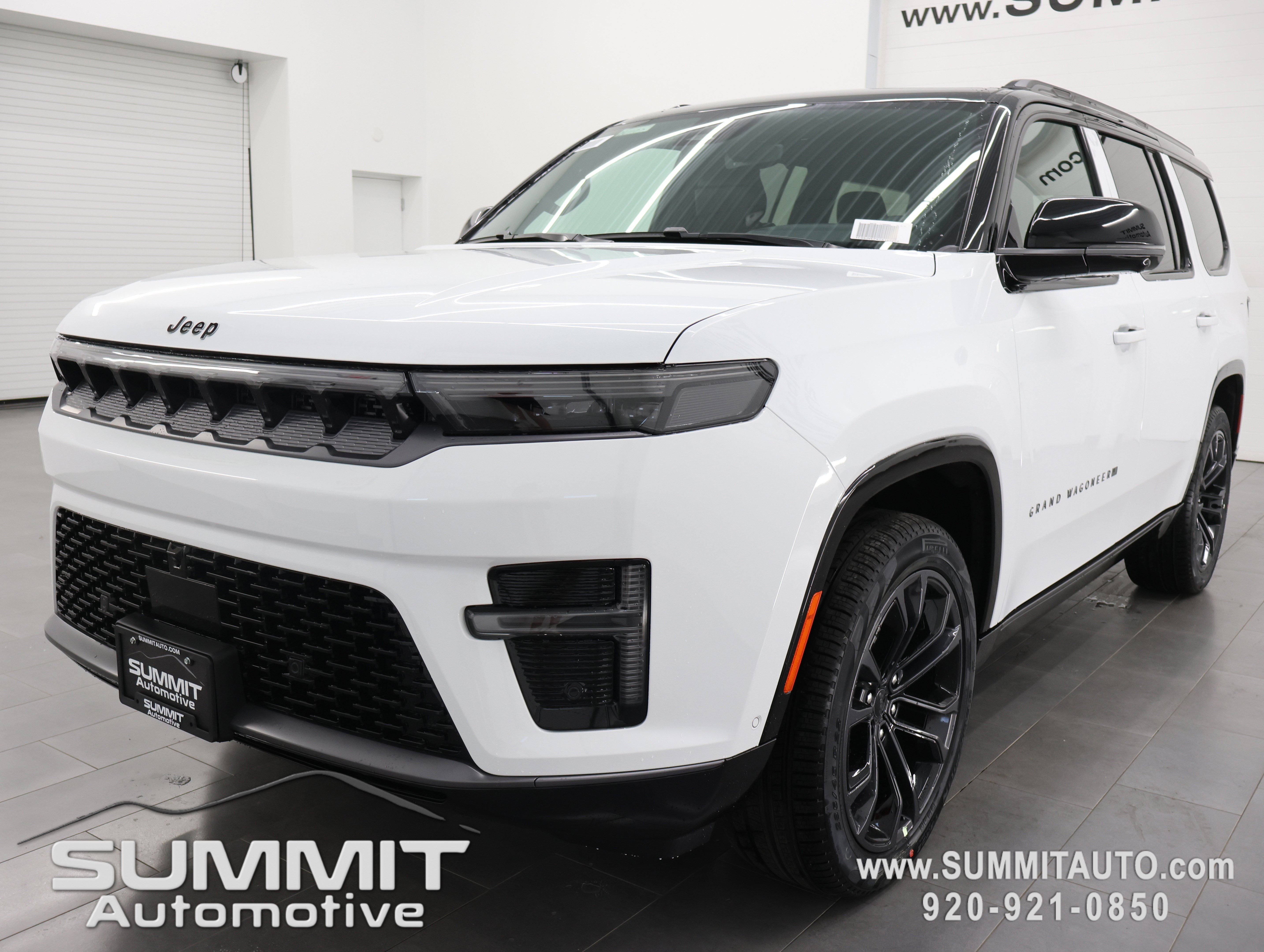New 2026 Jeep Grand Wagoneer Summit AWD/4WD image 6