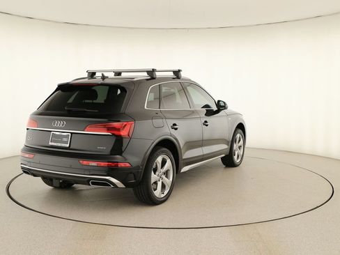 Certified 2023 Audi Q5 2.0T Prestige w/ Prestige Package AWD/4WD image 6