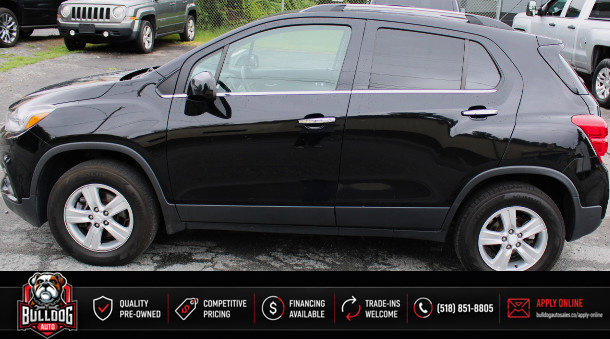 Used 2019 Chevrolet Trax LT w/ LT Convenience Package AWD/4WD image 9