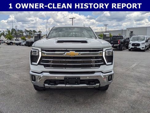Used 2024 Chevrolet Silverado 2500 LTZ w/ LTZ Plus Package AWD/4WD image 12