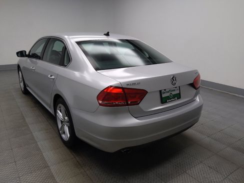 Used 2014 Volkswagen Passat 1.8T Sport FWD image 5