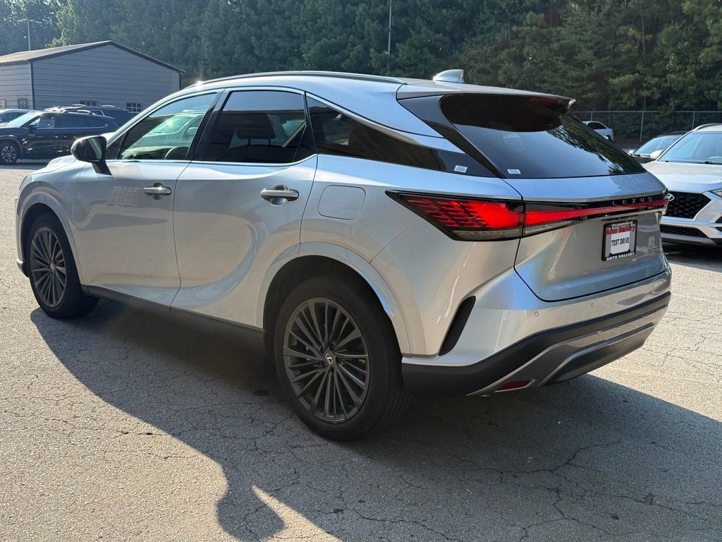 Used 2025 Lexus RX 350 Premium w/ Convenience Package FWD image 5