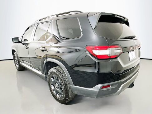 Certified 2026 Honda Pilot TrailSport image 7