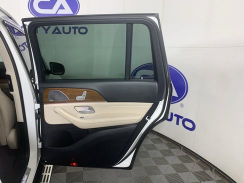 Used 2021 Mercedes-Benz GLS 450 4MATIC image 41