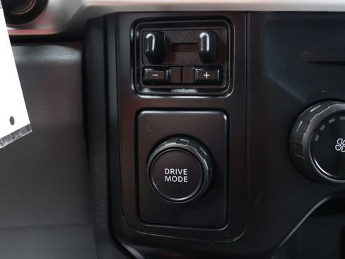 Used 2024 Ford F550 2WD Regular Cab Super Duty image 18
