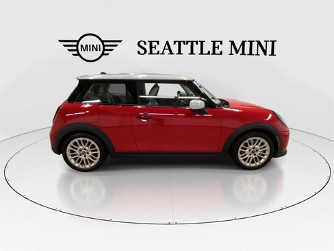 Certified 2025 MINI Cooper S image 12