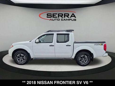 Used 2018 Nissan Frontier PRO-4X AWD/4WD image 10