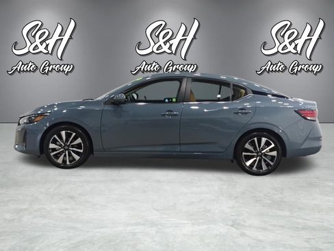 Used 2025 Nissan Sentra SV w/ SV Premium Package FWD image 16
