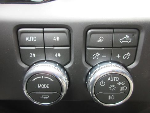 New 2026 GMC Sierra 2500 AT4X w/ AT4X AEV Edition AWD/4WD image 18