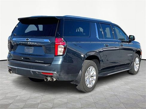 Used 2021 Chevrolet Suburban Premier w/ Premium Package image 6