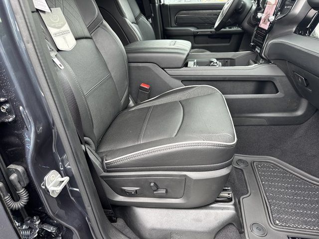 New 2026 RAM 3500 Limited AWD/4WD image 13